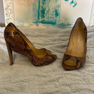 Nicholas kirkwood peep toe heels